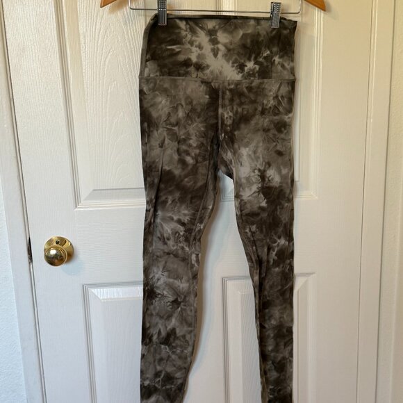 Lululemon Align Legging - Picture 1 of 3